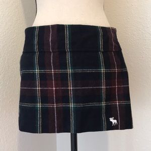 Abercrombie & Fitch plaid skirt  NWT